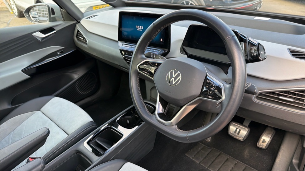 Volkswagen ID.3 150kW Max Pro Performance 58kWh 5dr Auto Electric Hatchback - Image 11