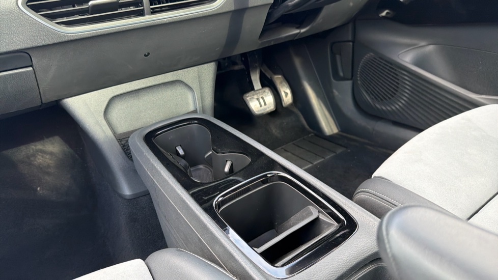 Volkswagen ID.3 150kW Max Pro Performance 58kWh 5dr Auto Electric Hatchback - Image 13