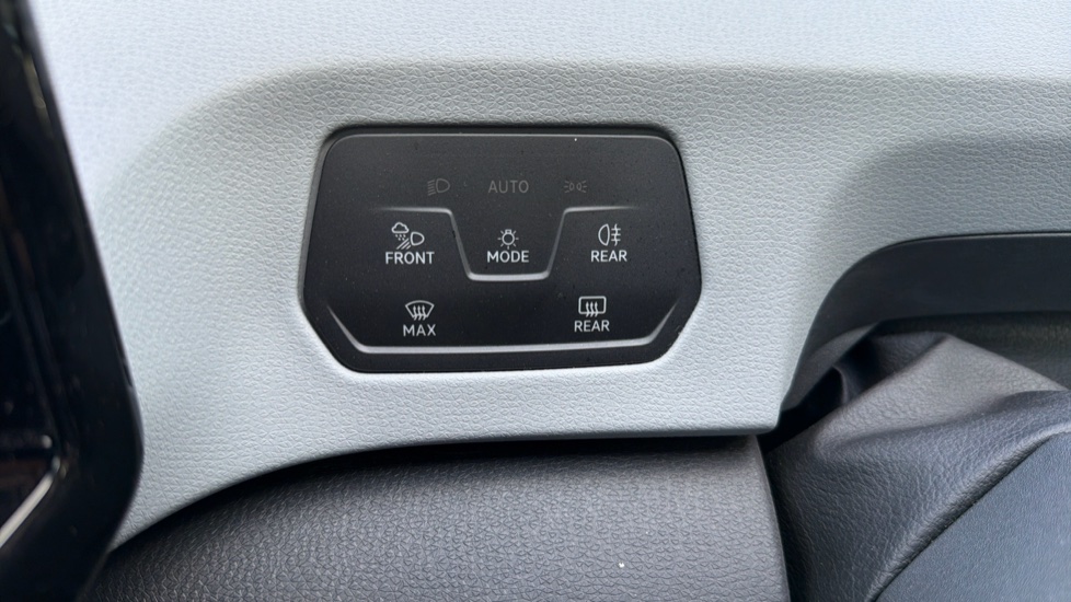 Volkswagen ID.3 150kW Max Pro Performance 58kWh 5dr Auto Electric Hatchback - Image 31