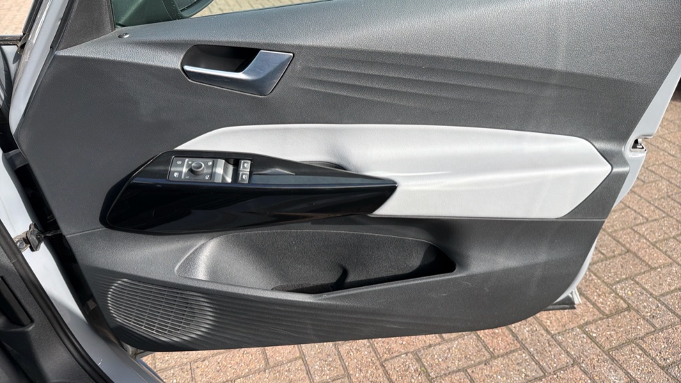 Volkswagen ID.3 150kW Max Pro Performance 58kWh 5dr Auto Electric Hatchback - Image 57