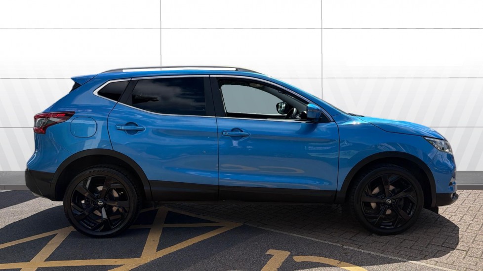 Nissan Qashqai 1.7 dCi Tekna 5dr 4WD Diesel Hatchback - Image 5