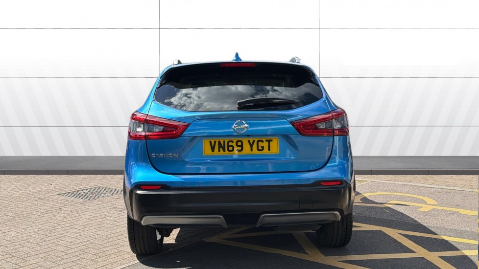 Nissan Qashqai 1.7 dCi Tekna 5dr 4WD Diesel Hatchback - Image 6