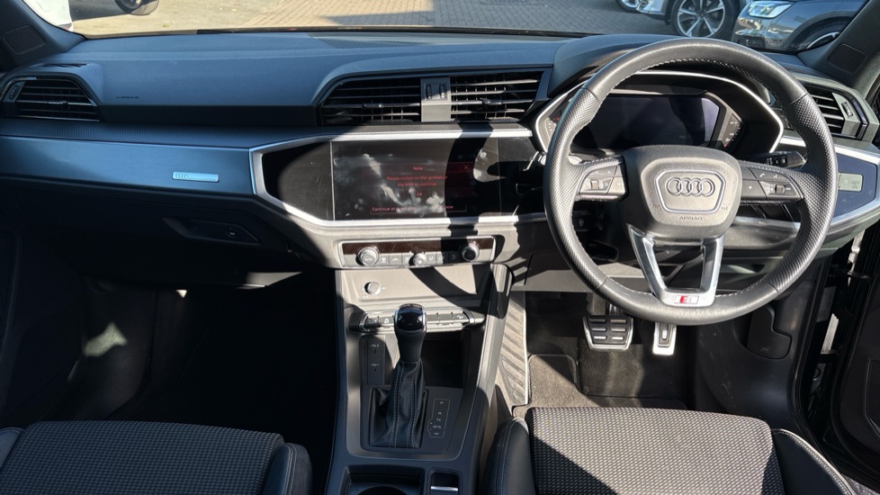 Audi Q3 35 TFSI S Line 5dr S Tronic Petrol Estate - Image 10