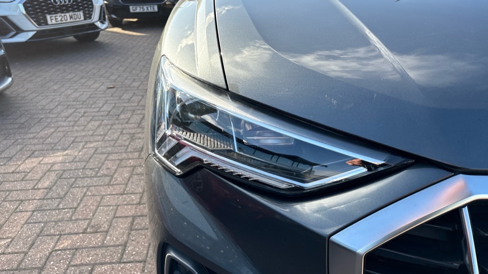 Audi Q3 35 TFSI S Line 5dr S Tronic Petrol Estate - Image 37