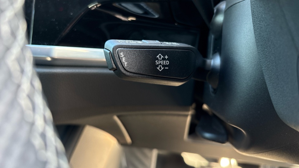 Audi Q3 35 TFSI S Line 5dr S Tronic Petrol Estate - Image 55