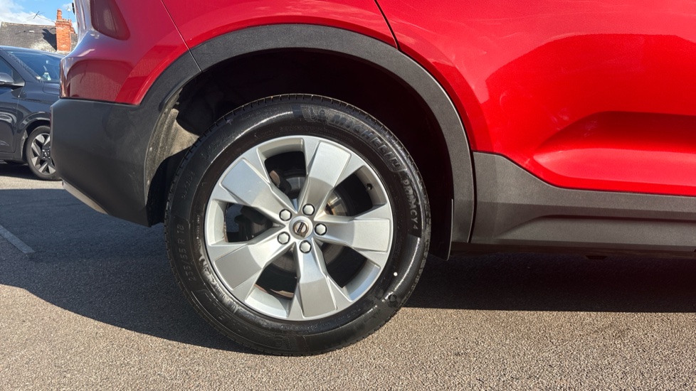 Volvo XC40 1.5 T3 [163] Momentum 5dr Geartronic Petrol Estate - Image 7