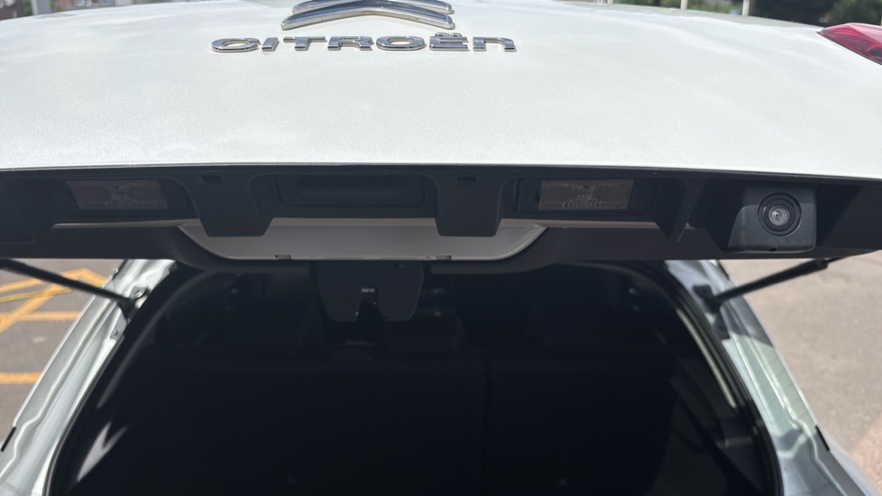 Citroen C4 Cactus 1.2 PureTech Flair 5dr [6 Speed] Petrol Hatchback - Image 43