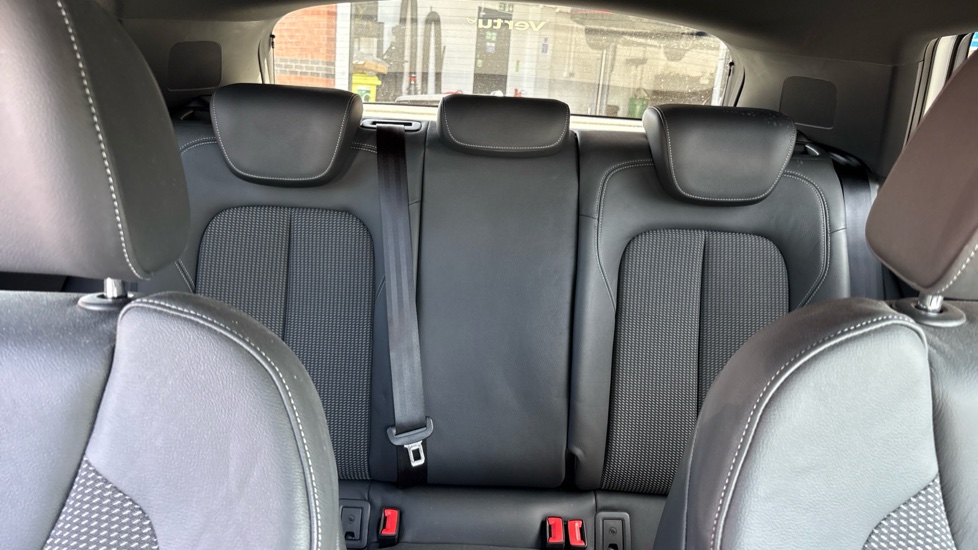 Audi Q2 35 TFSI S Line 5dr Petrol Estate - Image 15