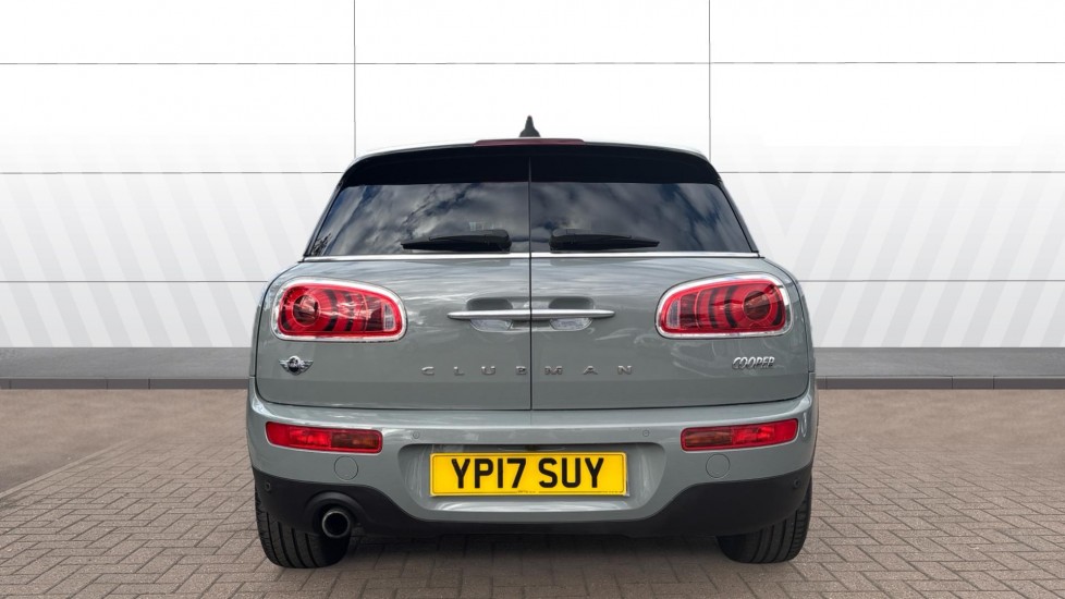 MINI Clubman 1.5 Cooper 6dr Petrol Estate - Image 6