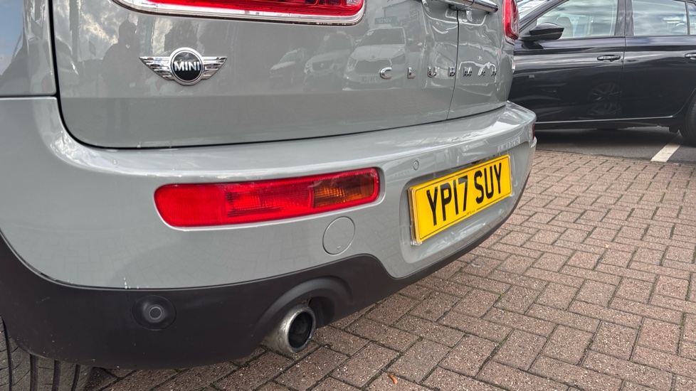 MINI Clubman 1.5 Cooper 6dr Petrol Estate - Image 35