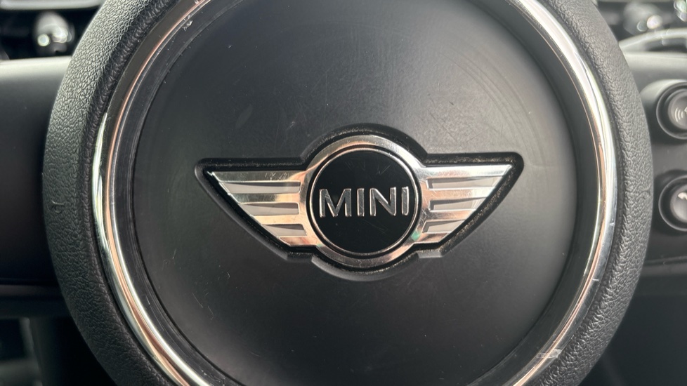 MINI Clubman 1.5 Cooper 6dr Petrol Estate - Image 69