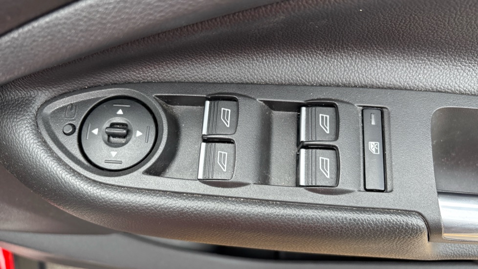 Ford Kuga 1.5 EcoBoost Titanium X Edition 5dr Auto 2WD Petrol Estate - Image 37