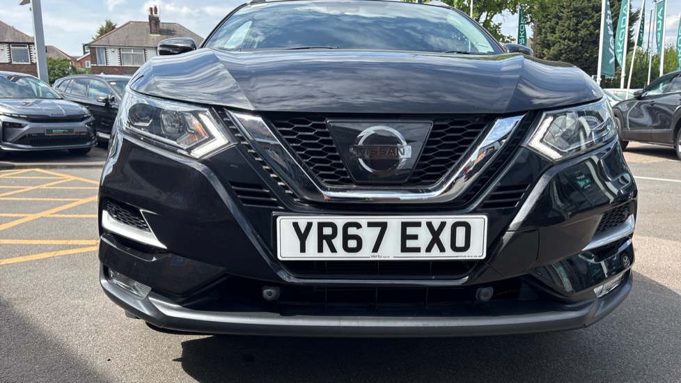 Nissan Qashqai 1.2 DiG-T N-Connecta 5dr Petrol Hatchback - Image 52