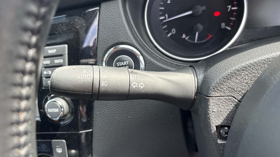 Nissan Qashqai 1.2 DiG-T N-Connecta 5dr Petrol Hatchback - Image 64