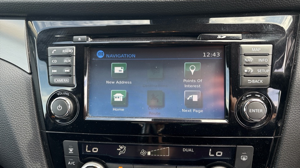 Nissan Qashqai 1.2 DiG-T N-Connecta 5dr Petrol Hatchback - Image 72