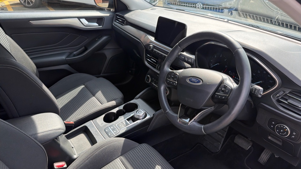 Ford Focus 1.5 EcoBlue 120 Titanium 5dr Auto Diesel Estate - Image 11