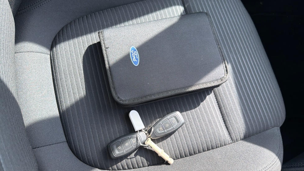 Ford Focus 1.5 EcoBlue 120 Titanium 5dr Auto Diesel Estate - Image 19