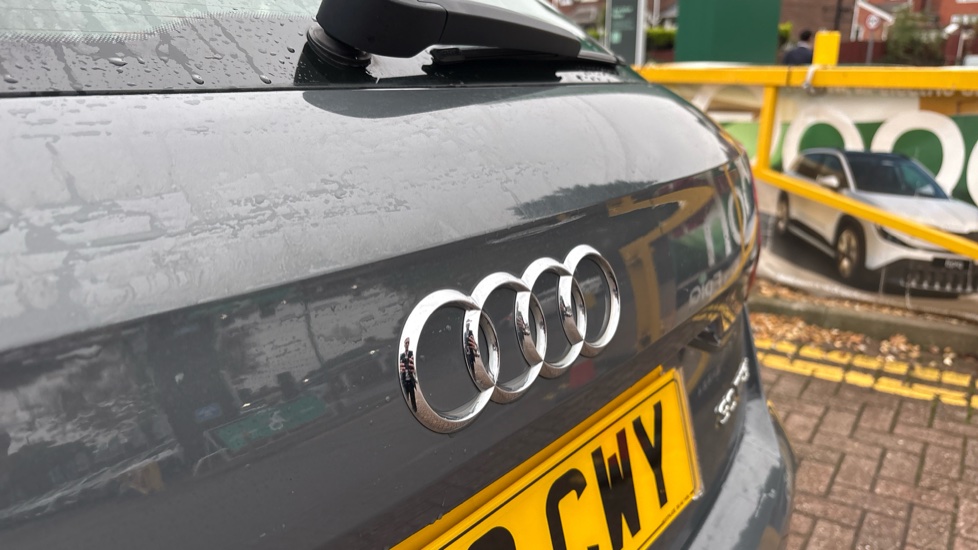 Audi Q2 1.0 TFSI Sport 5dr Petrol Estate - Image 41