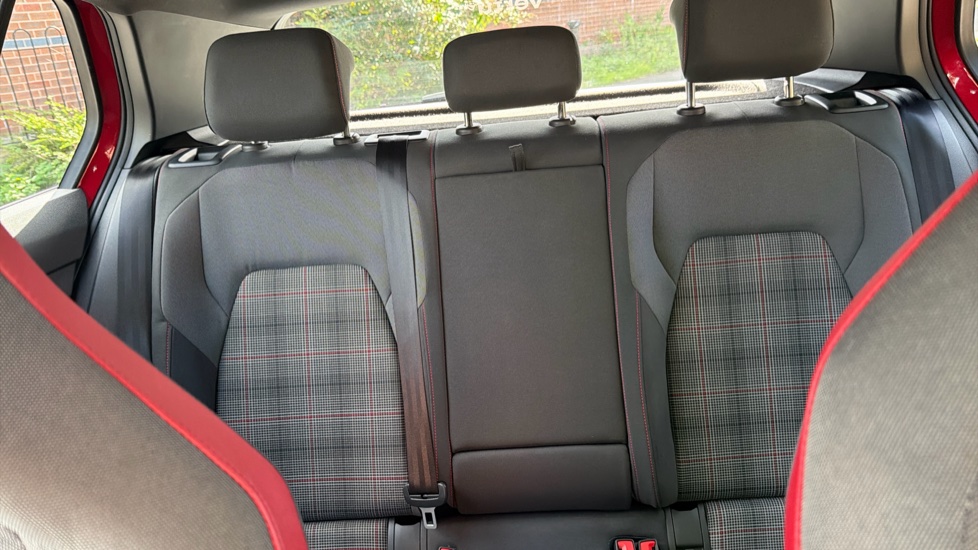 Volkswagen Golf 2.0 TSI GTI 5dr DSG Petrol Hatchback - Image 15