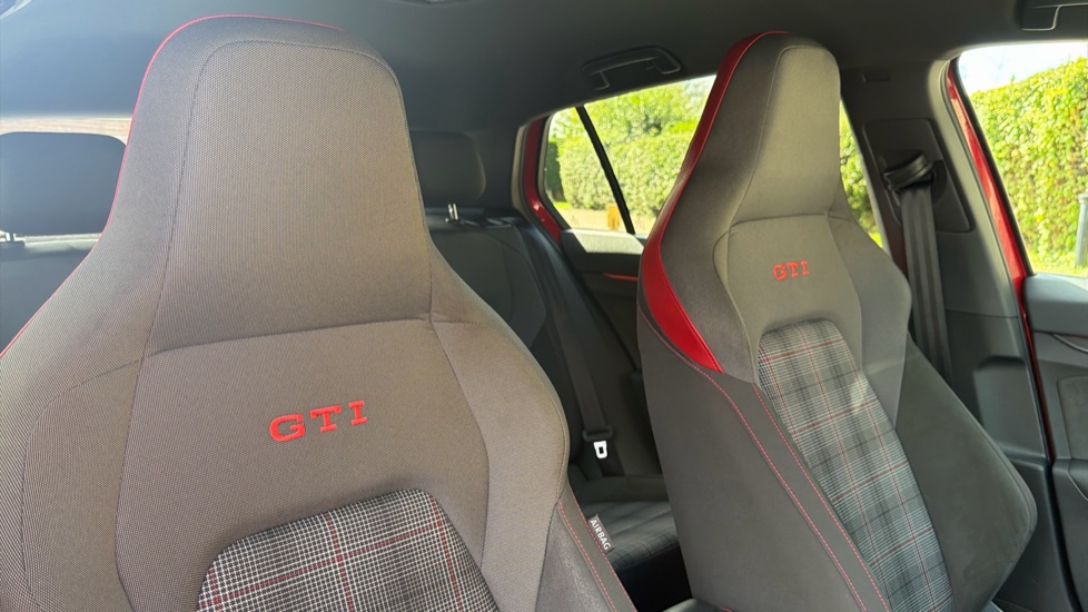 Volkswagen Golf 2.0 TSI GTI 5dr DSG Petrol Hatchback - Image 60