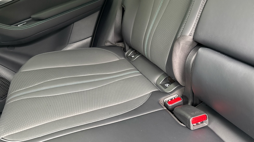BYD Seal U 1.5 DM-i Boost 5dr Auto Estate - Image 17