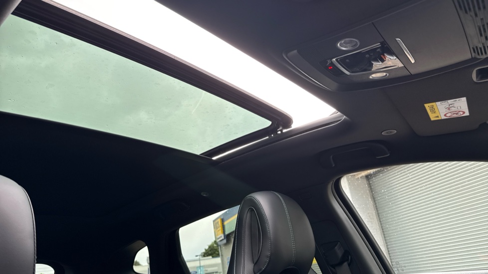 BYD Seal U 1.5 DM-i Boost 5dr Auto Estate - Image 37