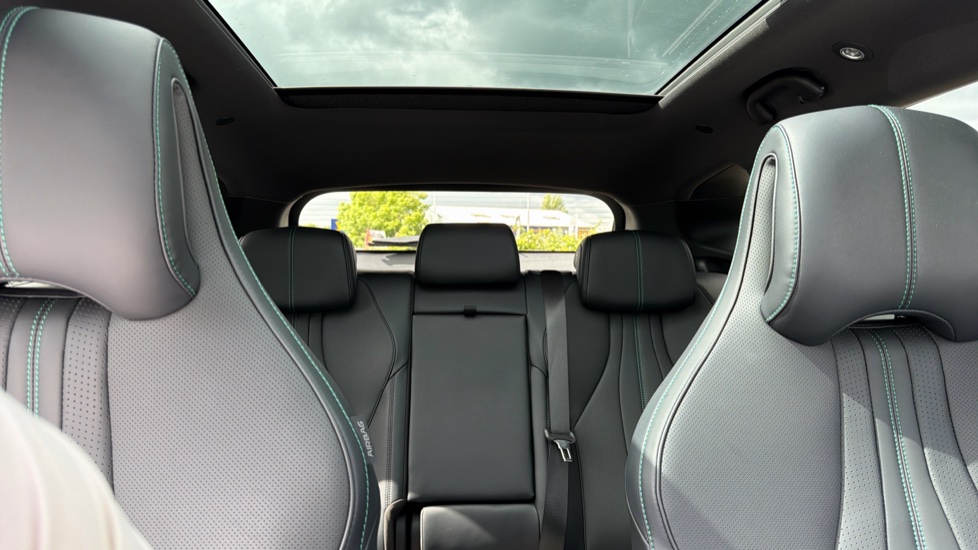 BYD Seal U 1.5 DM-i Boost 5dr Auto Estate - Image 15