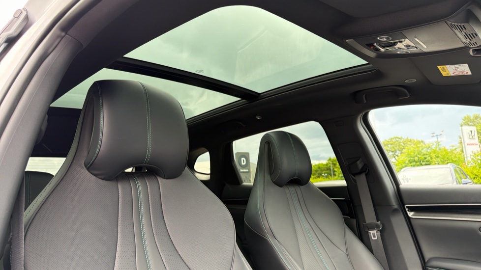 BYD Seal U 1.5 DM-i Boost 5dr Auto Estate - Image 28