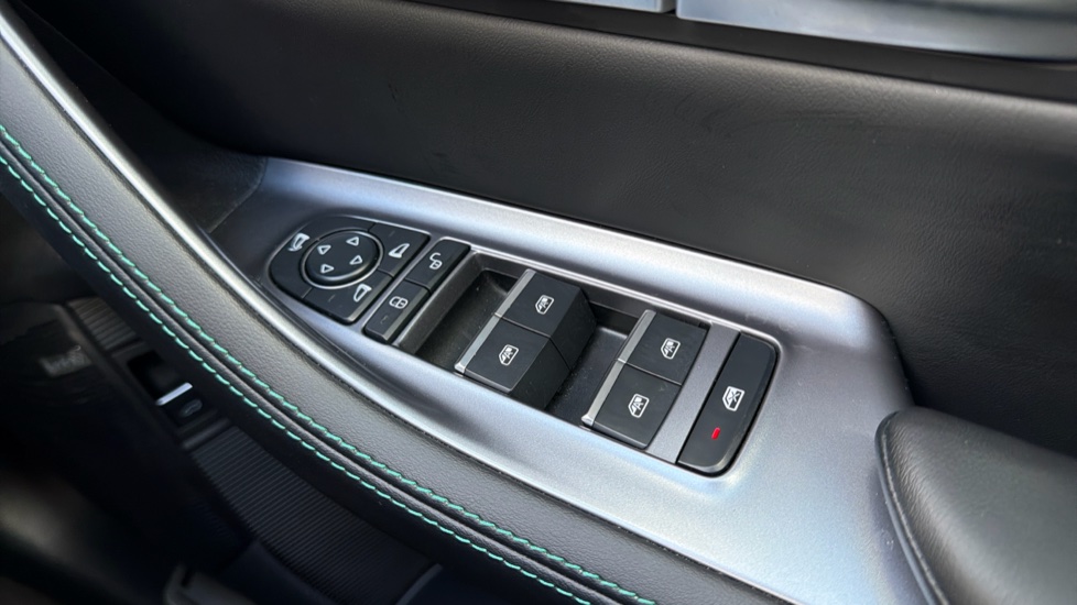 BYD Seal U 1.5 DM-i Comfort 5dr Auto Estate - Image 19