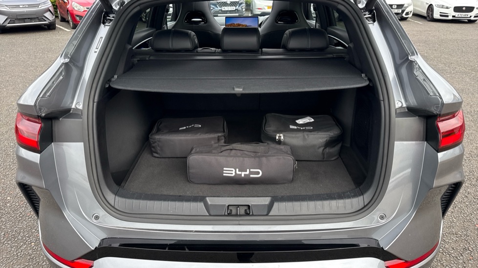 BYD Seal U 1.5 DM-i Comfort 5dr Auto Estate - Image 35