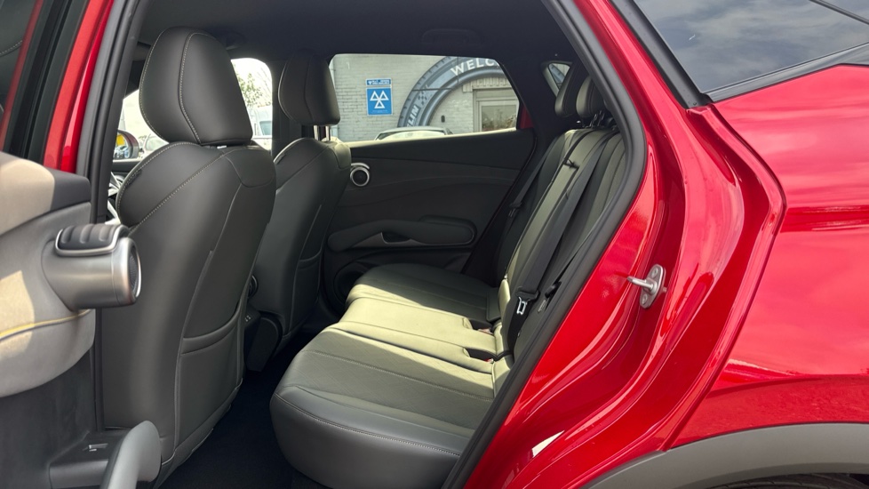 BYD Atto 3 Evo 230kW Design 75kWh 5dr Auto Electric Hatchback - Image 16