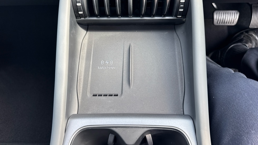 BYD Atto 3 Evo 230kW Design 75kWh 5dr Auto Electric Hatchback - Image 27