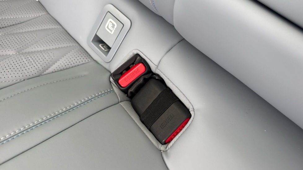 BYD Seal 230kW Design 83kWh 4dr Auto Electric Saloon - Image 17