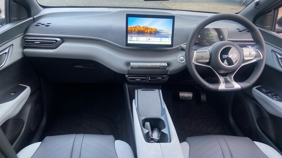 BYD Dolphin Surf 65kW Boost 43kWh 5dr Auto Electric Hatchback - Image 10