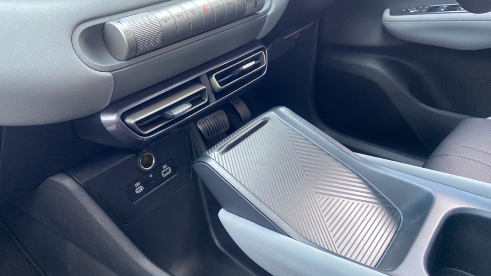 BYD Dolphin Surf 65kW Boost 43kWh 5dr Auto Electric Hatchback - Image 13
