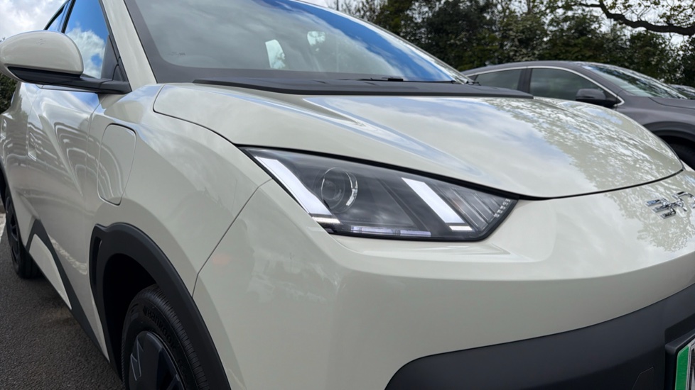 BYD Dolphin Surf 65kW Active 30kWh 5dr Auto Electric Hatchback - Image 28