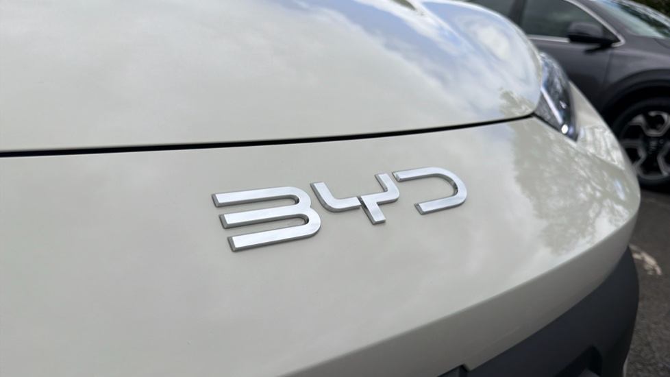 BYD Dolphin Surf 65kW Active 30kWh 5dr Auto Electric Hatchback - Image 29