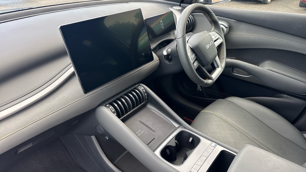 BYD Atto 3 Evo 230kW Design 75kWh 5dr Auto Electric Hatchback - Image 13