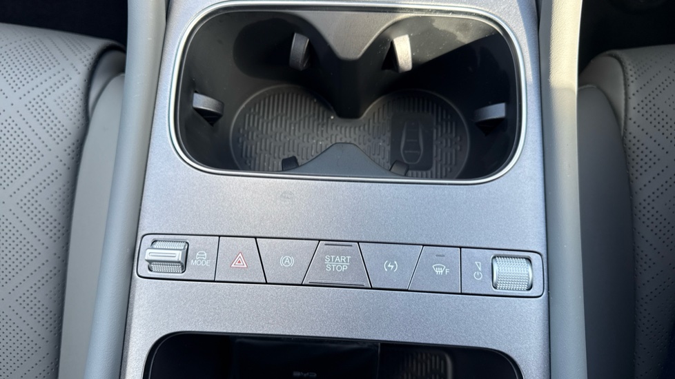 BYD Atto 3 Evo 230kW Design 75kWh 5dr Auto Electric Hatchback - Image 36