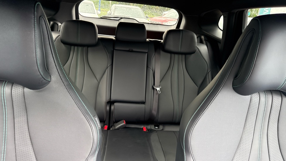 BYD Seal U 1.5 DM-i Boost 5dr Auto Estate - Image 15