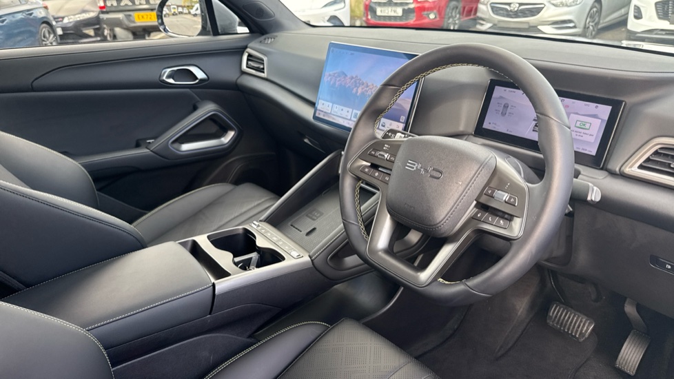 BYD Atto 2 1.5 DM-i 212 Boost 5dr Auto Hatchback - Image 11