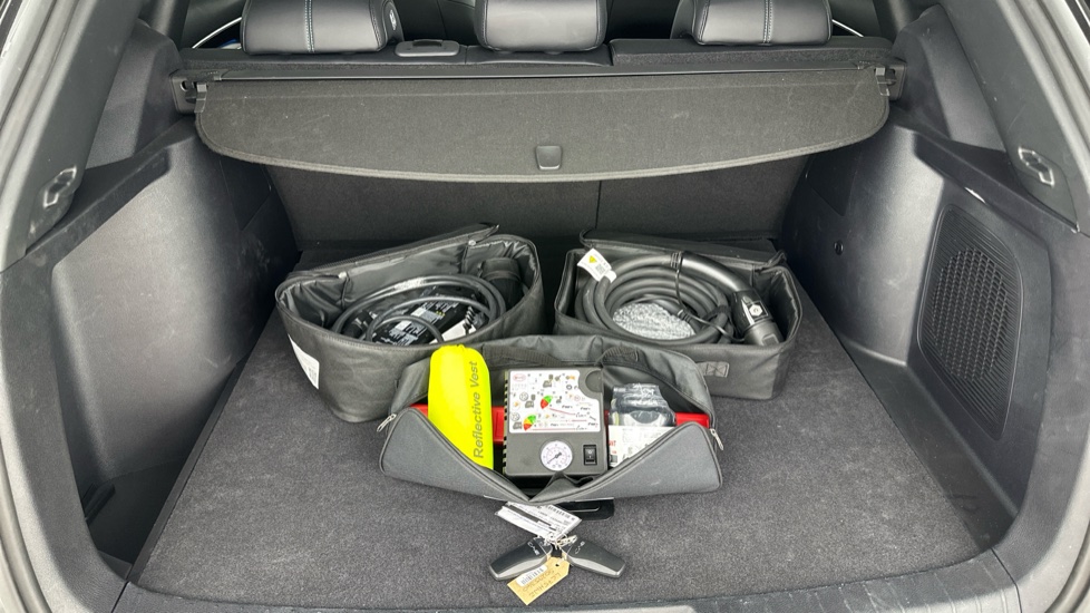 BYD Seal U 1.5 DM-i Comfort 5dr Auto Estate - Image 14