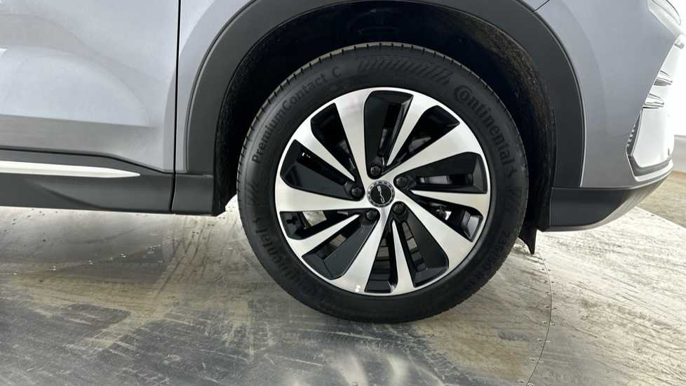 BYD Seal U 1.5 DM-i Comfort 5dr Auto Estate - Image 18