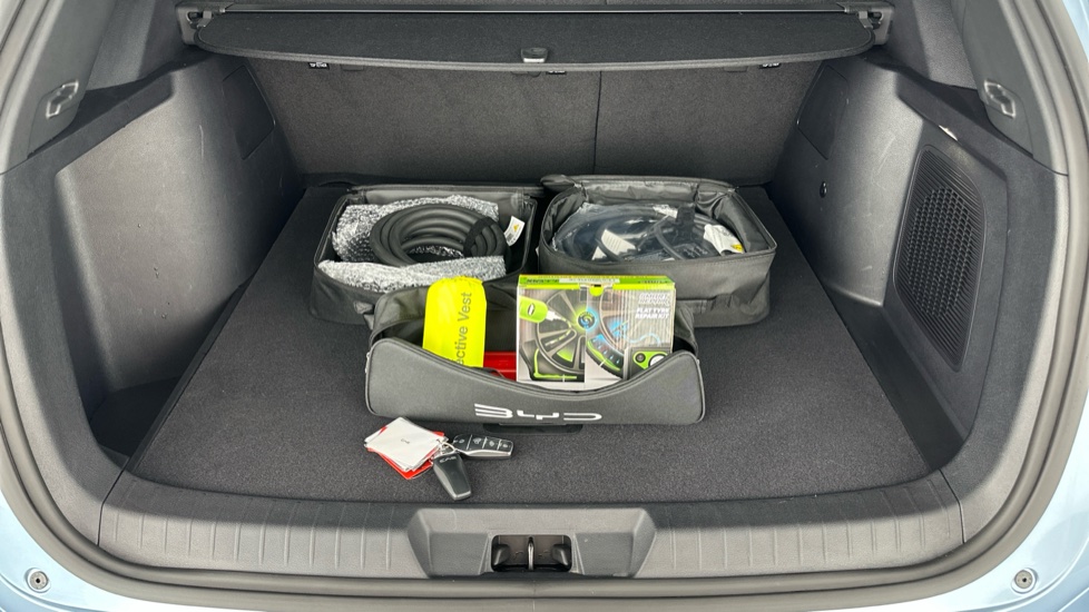 BYD Seal U 1.5 DM-i Boost 5dr Auto Estate - Image 14