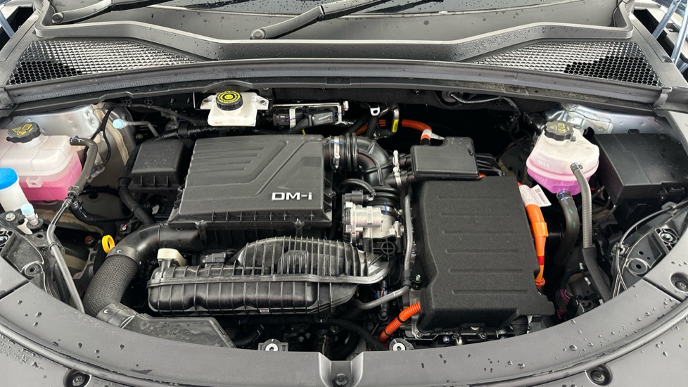 BYD Seal U 1.5 DM-i Boost 5dr Auto Estate - Image 21
