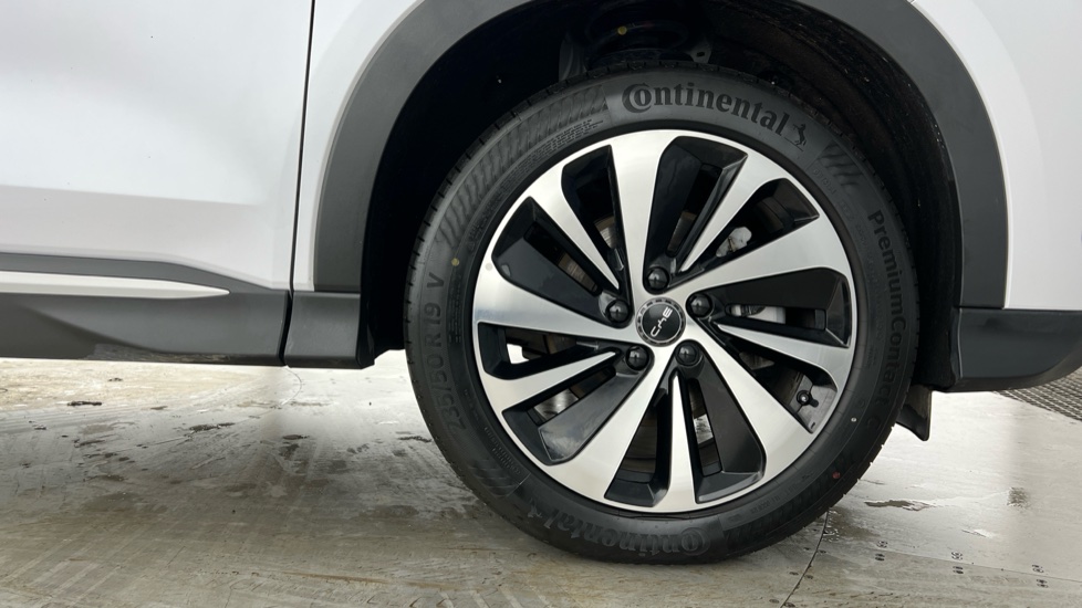 BYD Seal U 1.5 DM-i Boost 5dr Auto Estate - Image 18