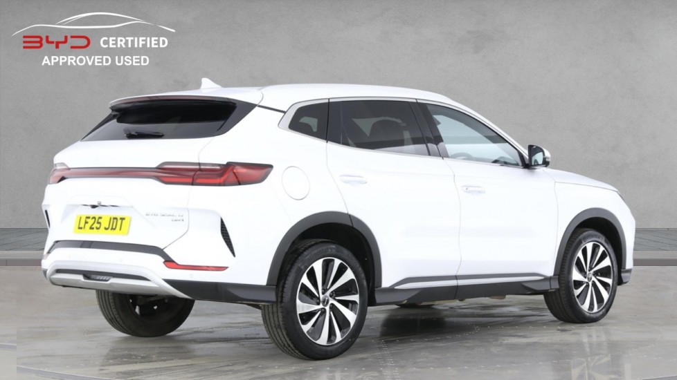 BYD Seal U 1.5 DM-i Comfort 5dr Auto Estate - Image 2