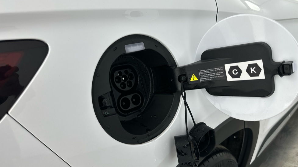 BYD Seal U 1.5 DM-i Comfort 5dr Auto Estate - Image 20