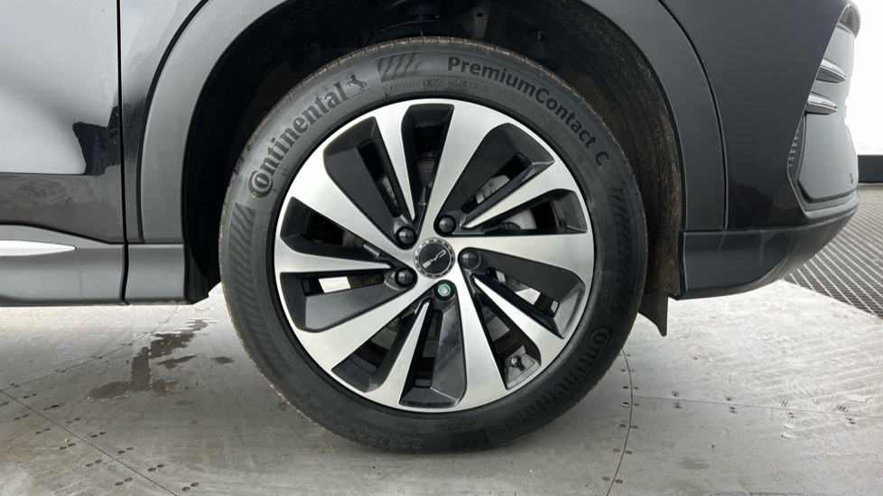 BYD Seal U 1.5 DM-i Boost 5dr Auto Estate - Image 18