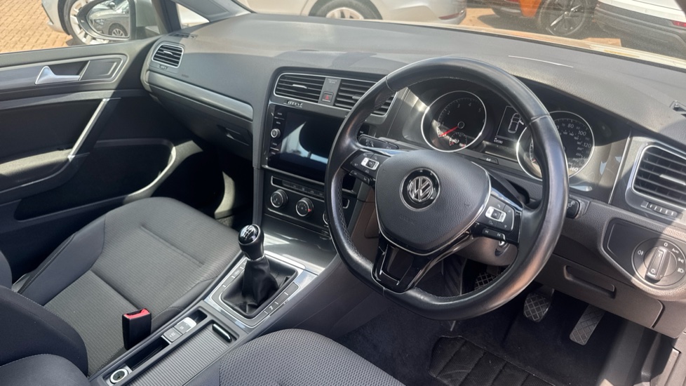 Volkswagen Golf 1.4 TSI SE [Nav] 5dr Petrol Hatchback - Image 6